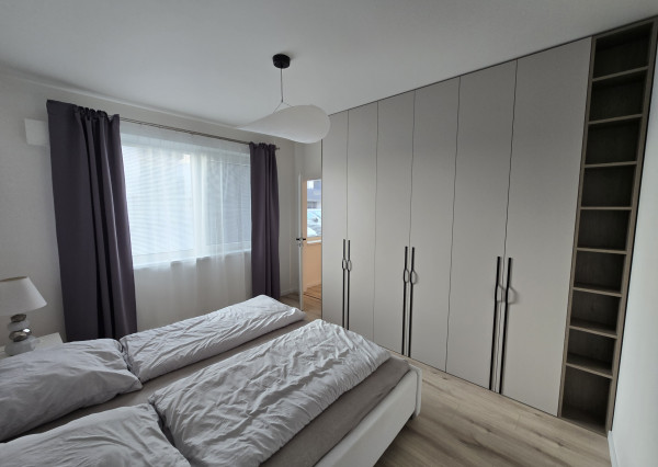 Na prenájom 2i byt v Rovinke s parkovacím státím