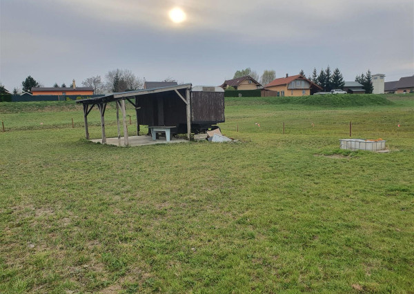 Na predaj pozemok v Rohovce-Šulianske jazero, 1806 m2