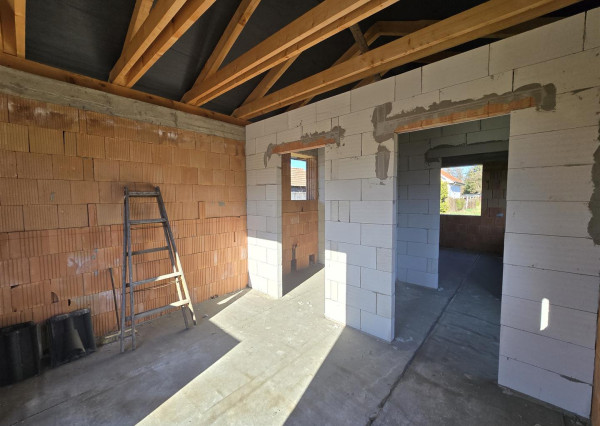 Na predaj pozemok 901 m2, Vojka na d Dunajom