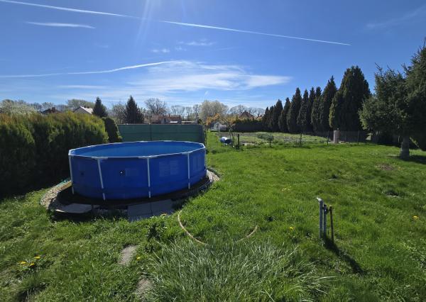 Na predaj: Rodinný dom na pozemku 1803 m², obec Baka