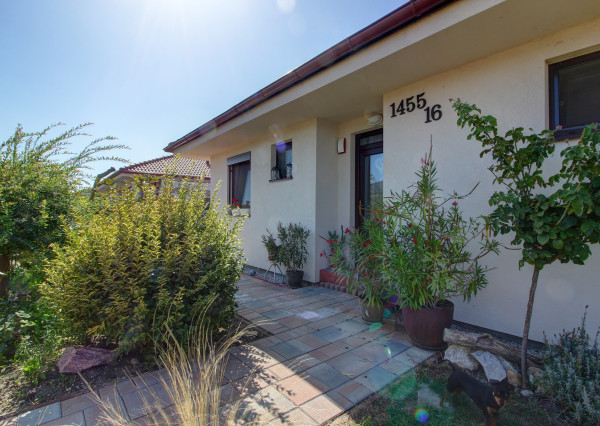 PREDANÉ - Predaj 4-izbového rodinného domu v Moste pri Bratislave