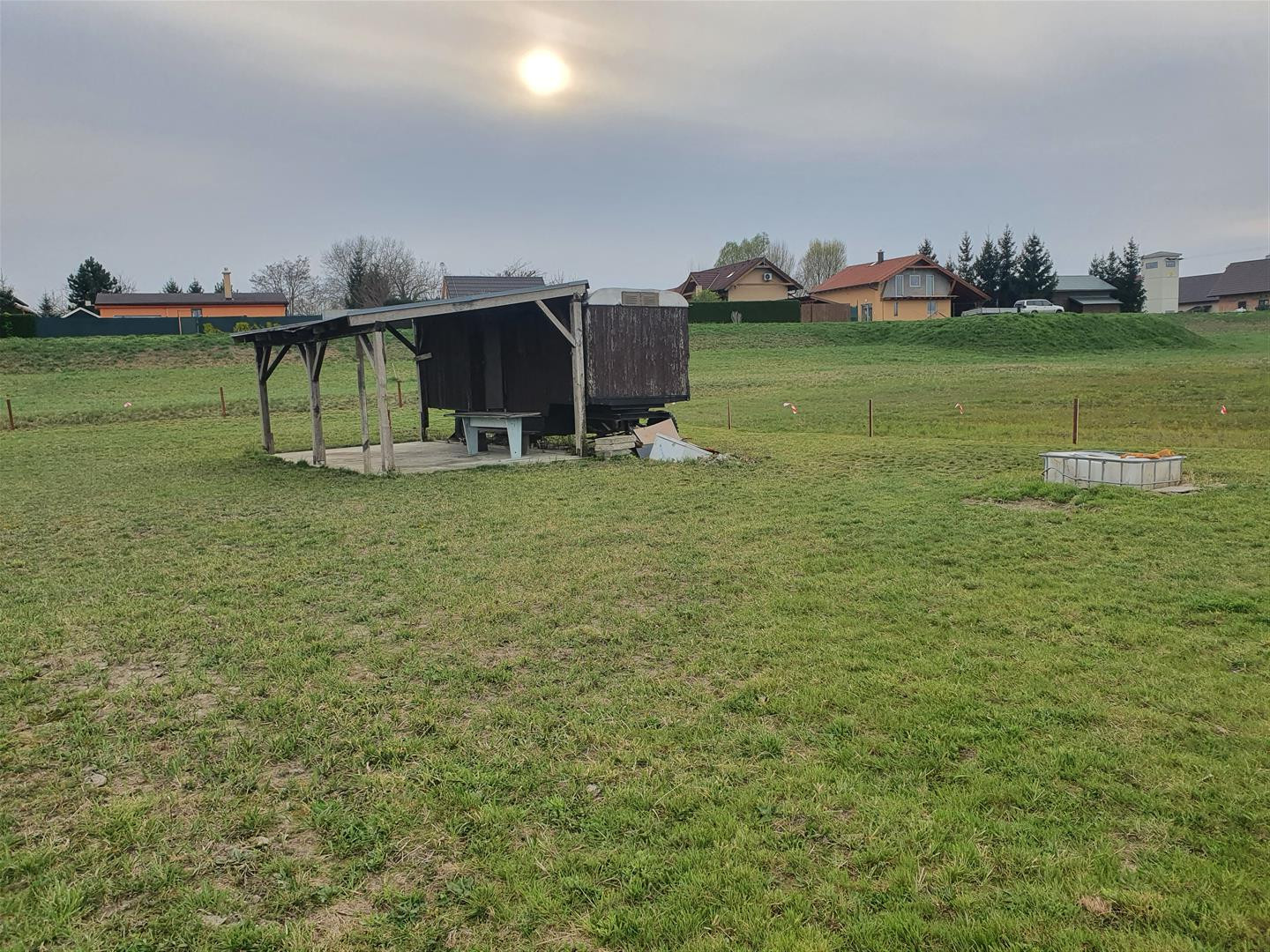 Na predaj pozemok v Rohovce-Šulianske jazero, 1806 m2