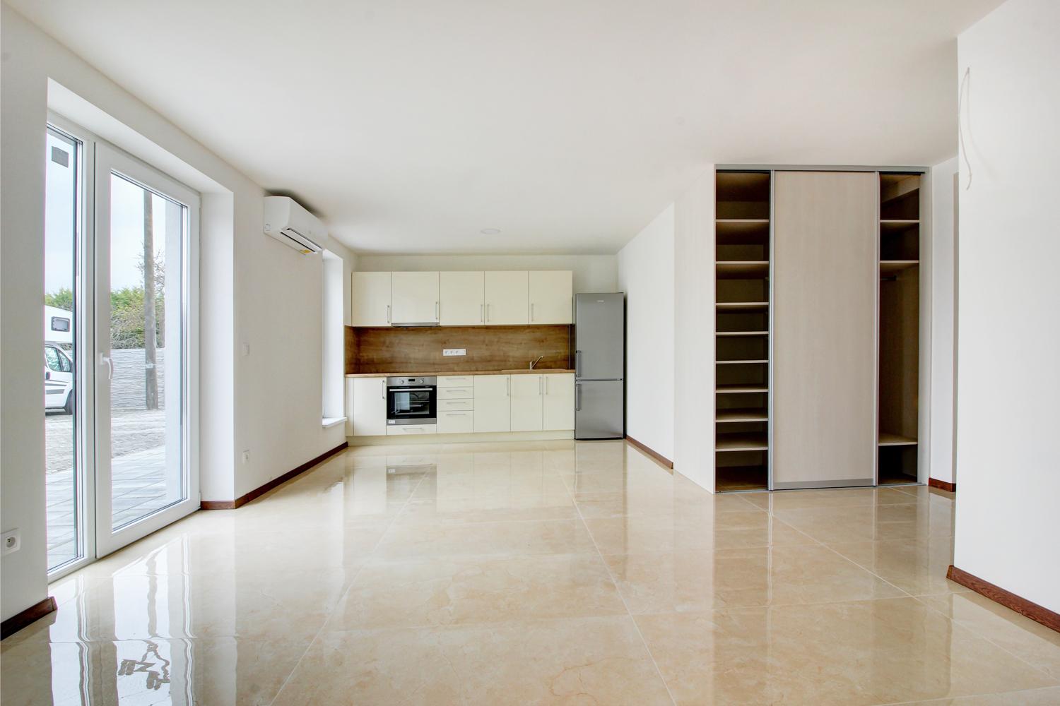 Na prenájom 3 izbový byt Šamorín- Čilistov s parkovacím státím