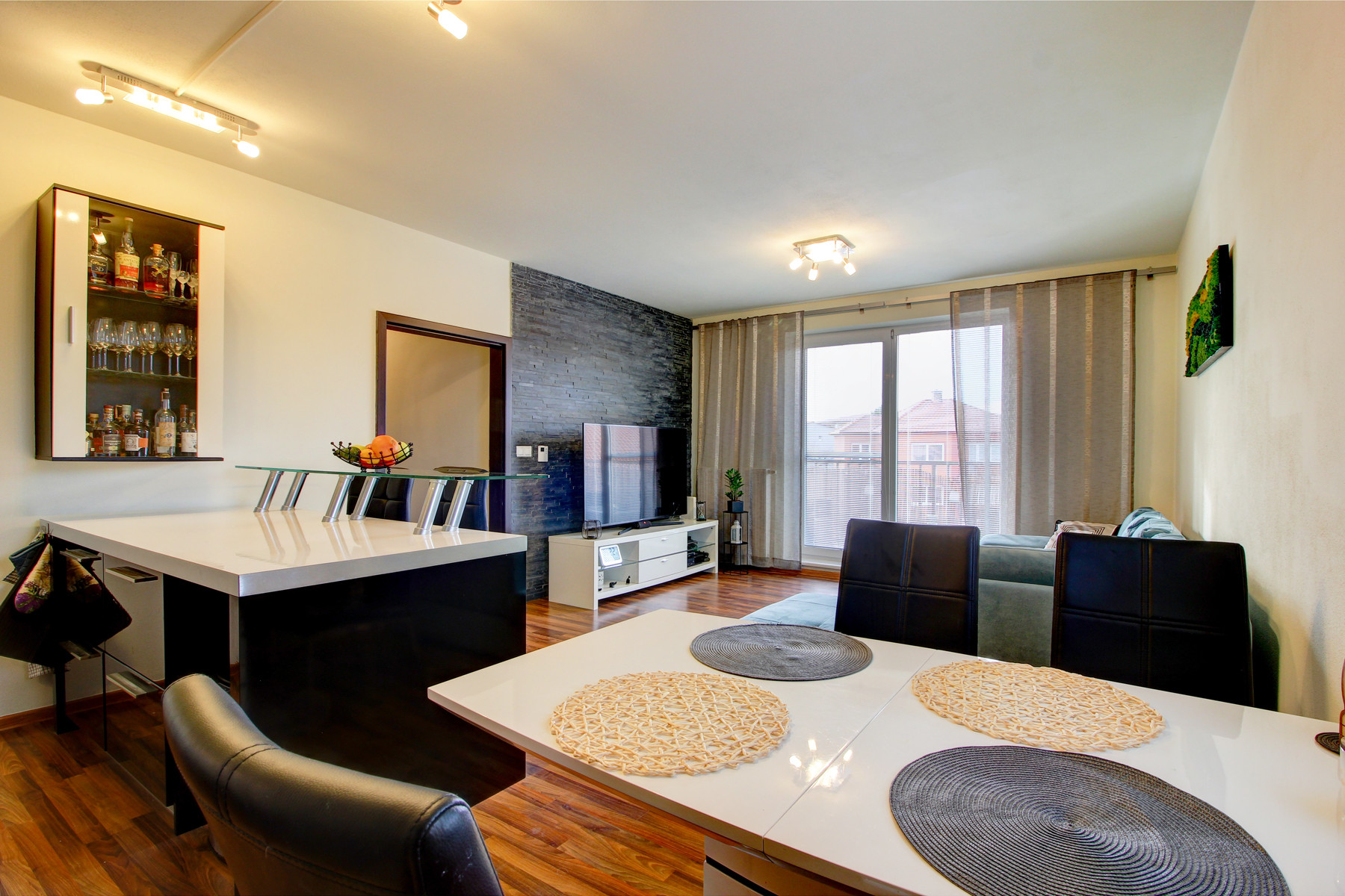 4izbový byt plus pracovňa a garáž, Krajinská ul., BA - Pod.Biskupice