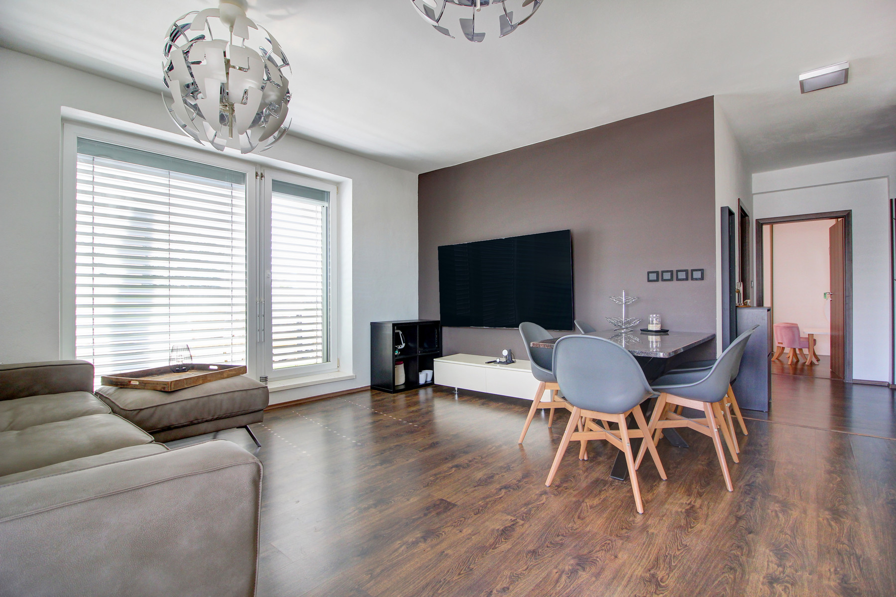 Na predaj elegantný 3 izbový byt v Rovinke s parkovacím státím