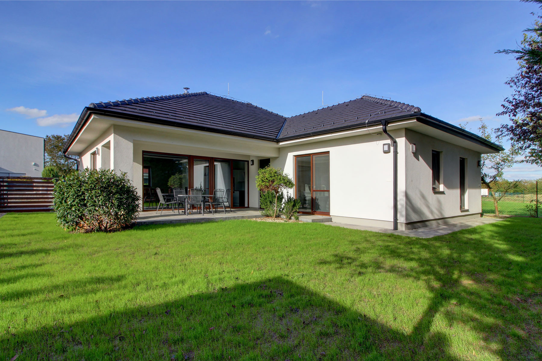 Na predaj: 5  izbový rodinný dom – Bratislava - Podunajské Biskupice