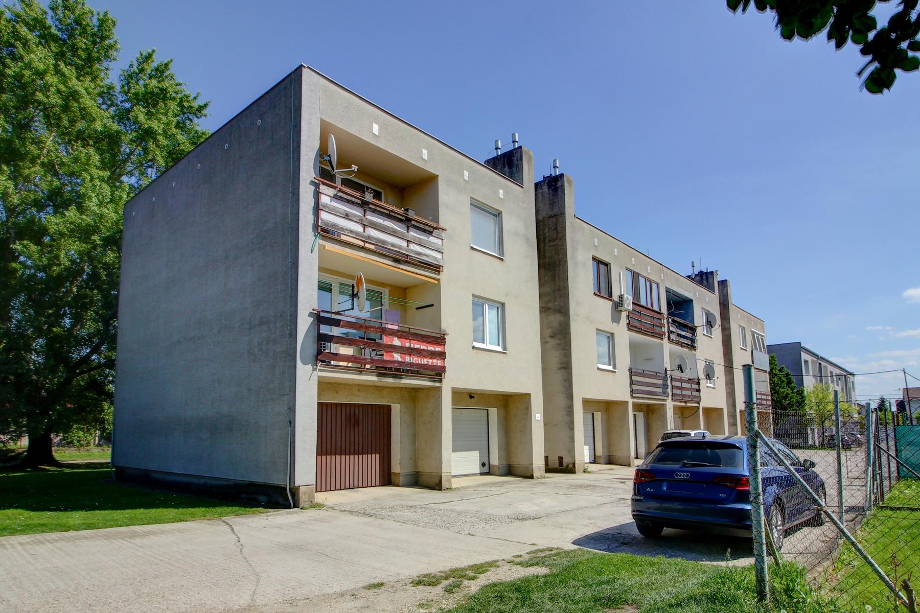 Na predaj: 3izbový byt s garážou a záhradou , Šamorín-Mliečno