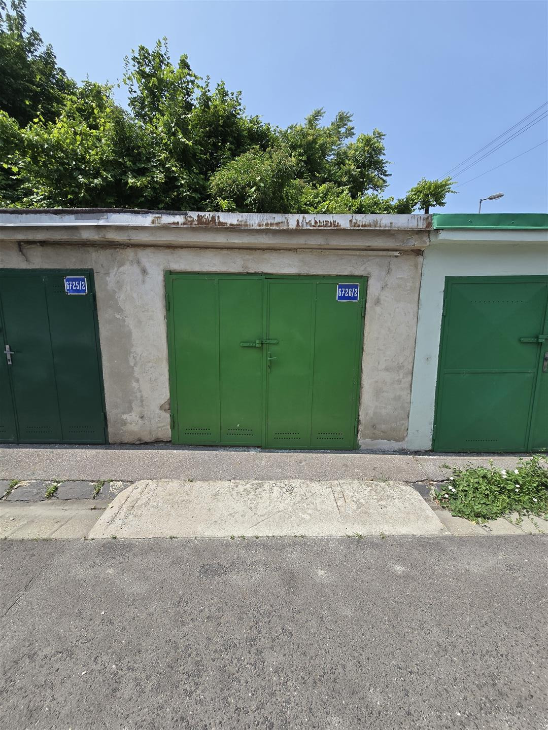 Na prenájom: Garáž 20 m², Gusevova ulica ,  BA-Ružinov