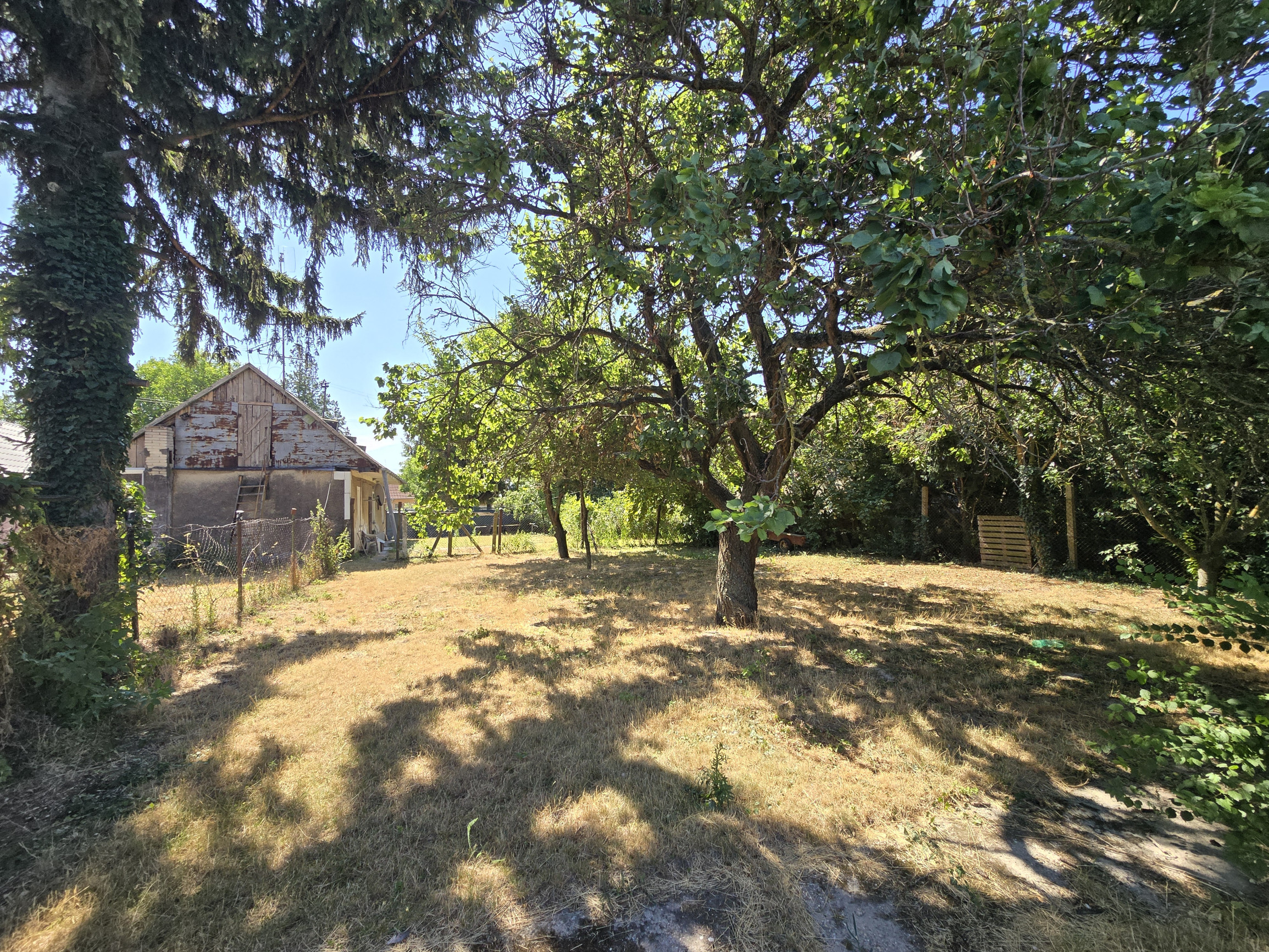 Na predaj: pozemok 2932 m², obec Veľká Paka, časť Čukárska Paka